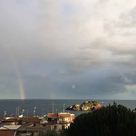 Casa Vacanze Acitrezza
